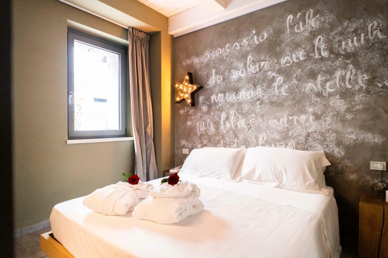 B&B Dei Poeti Civitanova Marche Bagian luar foto